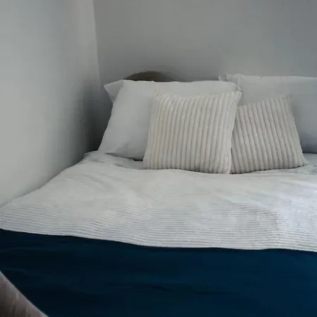 Apartment 3 In Laisves Avenue Kaunas